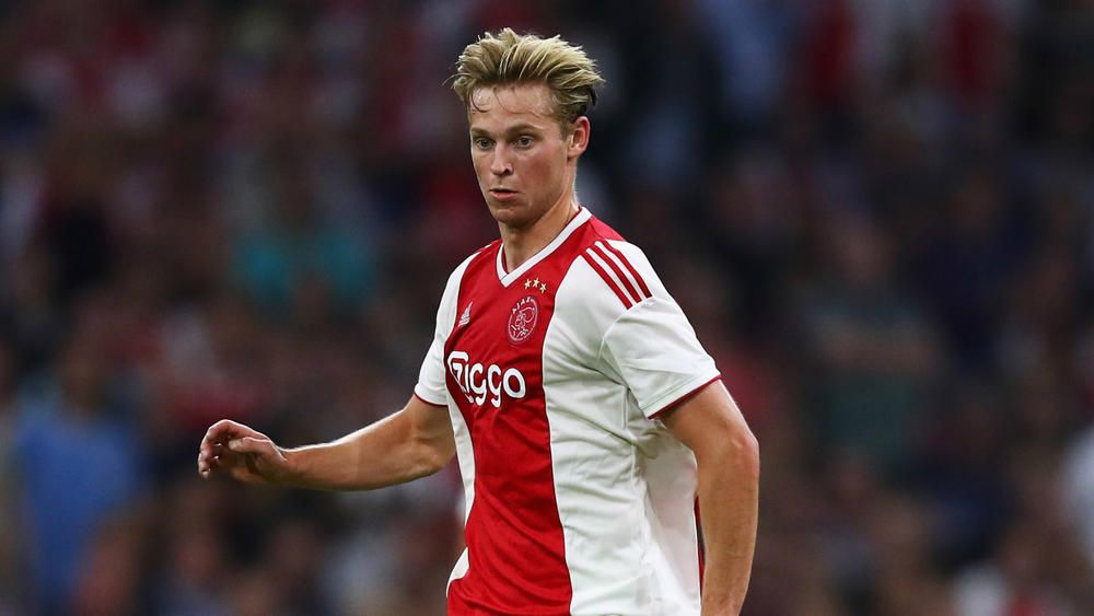 De Jong in provisional Netherlands squad for Sneijder swansong ...