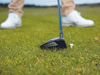 Peter Finch demonstrating how to control your low point in the swing