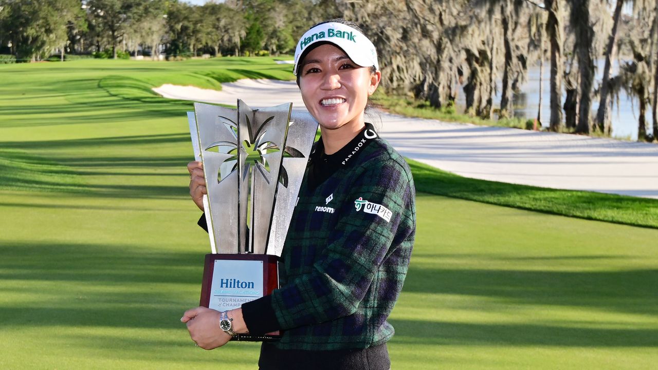 Lydia Ko with the Hilton Grand Vacations Tournament Of Champions trophy