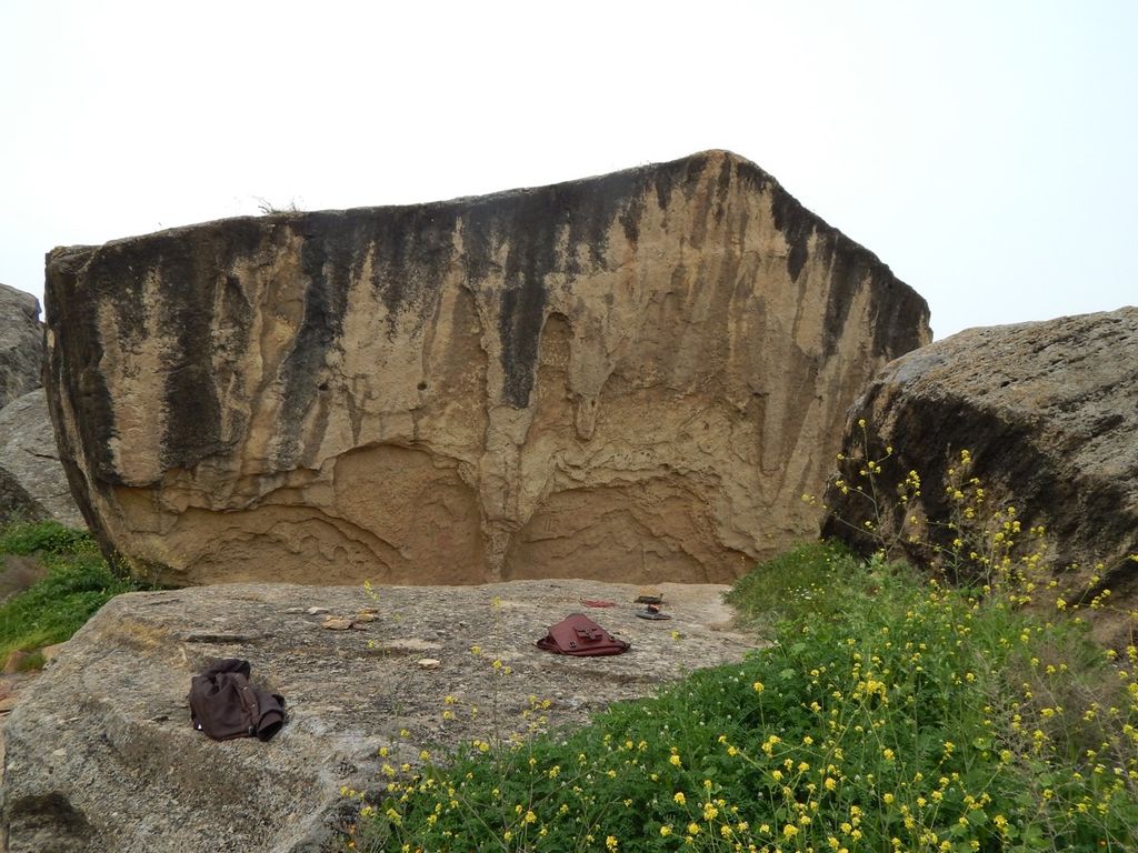 4,000-Year-Old Game Board Carved Into The Earth Shows How Nomads Had ...