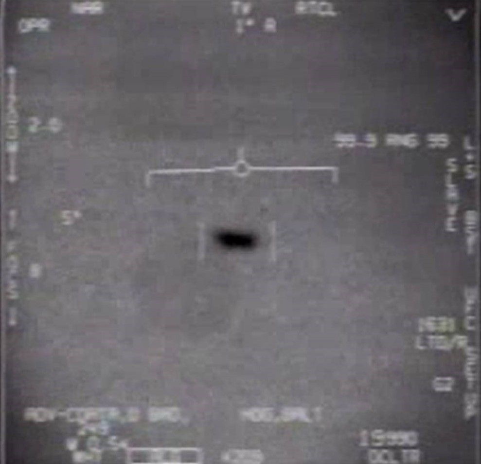 An unidentified aerial phenomenon (UAP) caught on a U.S. Navy jet&#039;s Forward-looking Infrared (FLIR) camera system in 2004.