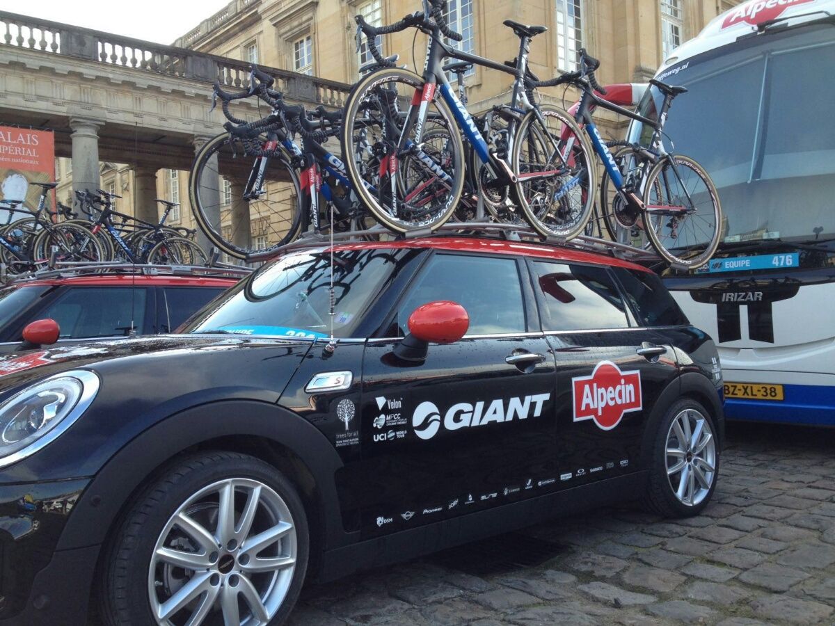 Giant-Alpecin's team car