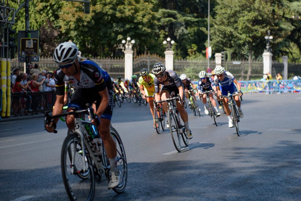 Amy Pieters (Wiggle High5) out of the sunlight and into the shadows
