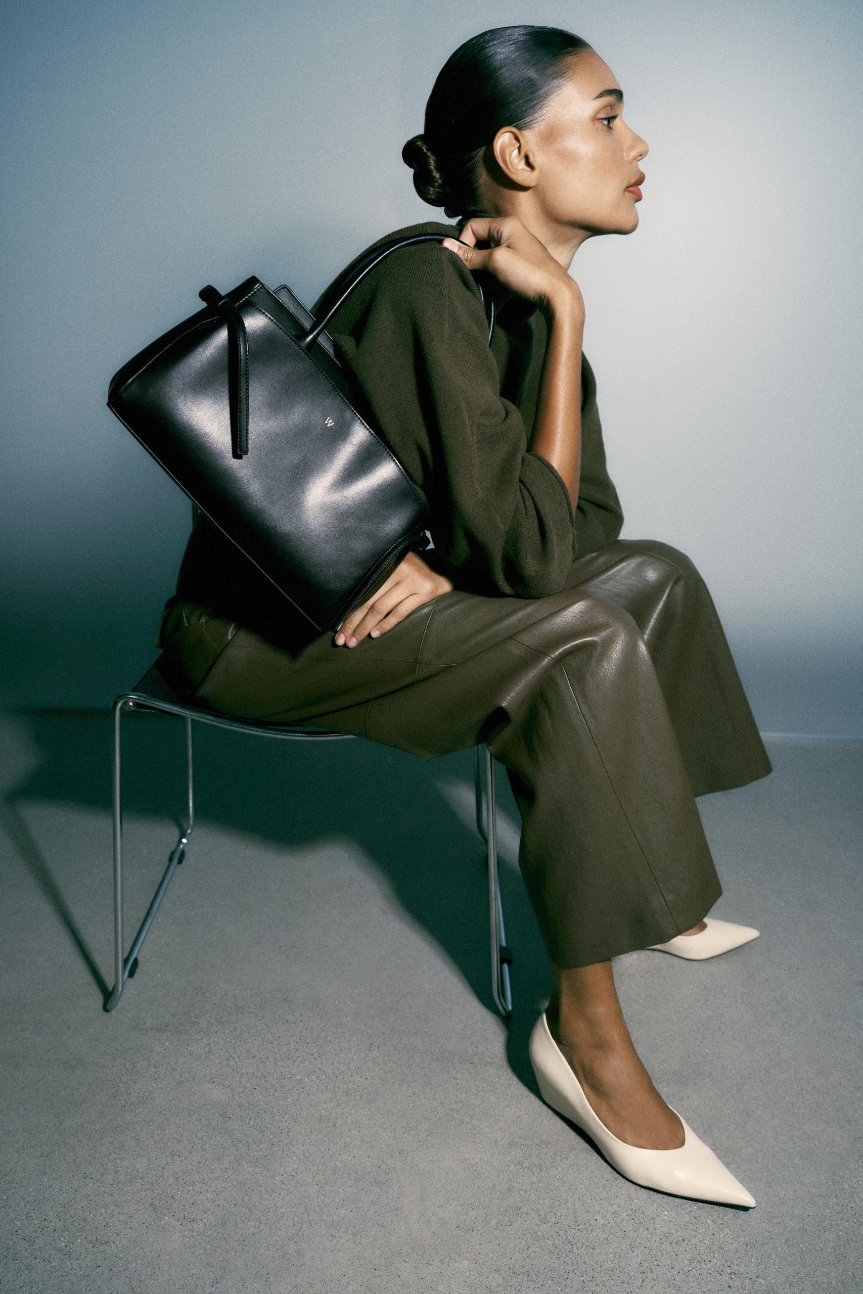Contrast Shoulder Bag - Black - One Size Only