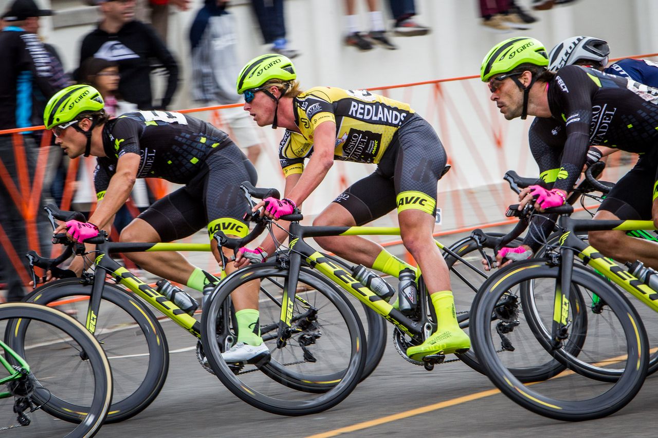Tj Eisenhart (Holowesko) rides amongst teammates during todays crit.