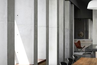 concrete and monolithic forms at Colonnade House by Splinter Society
