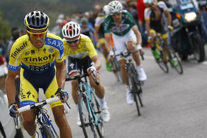 Alberto Contador (Tinkoff-Saxo) on the attack