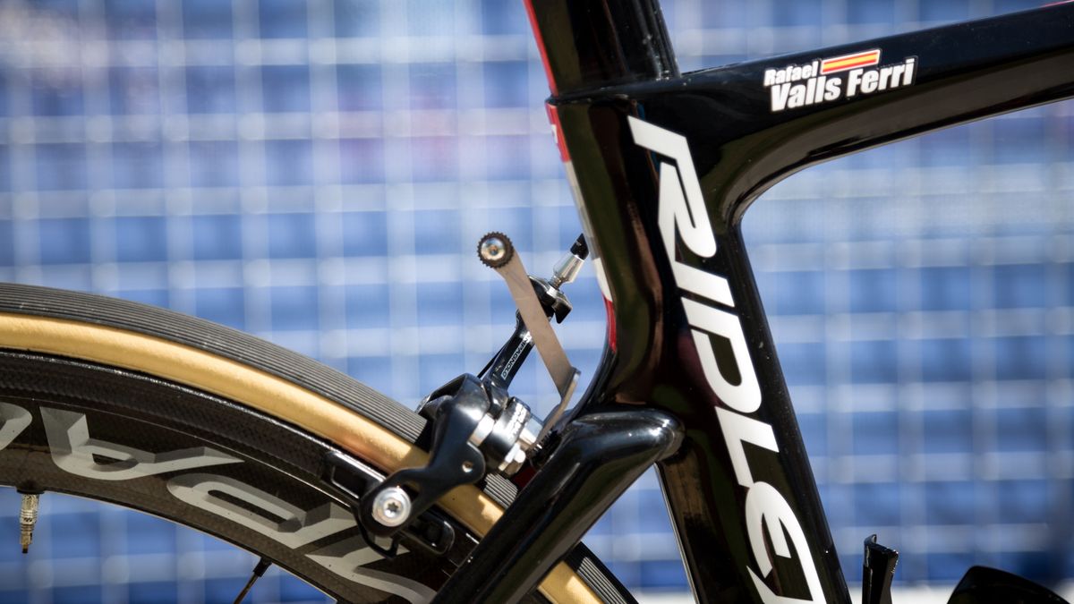 Bladed tubing increases aerodynamic performance