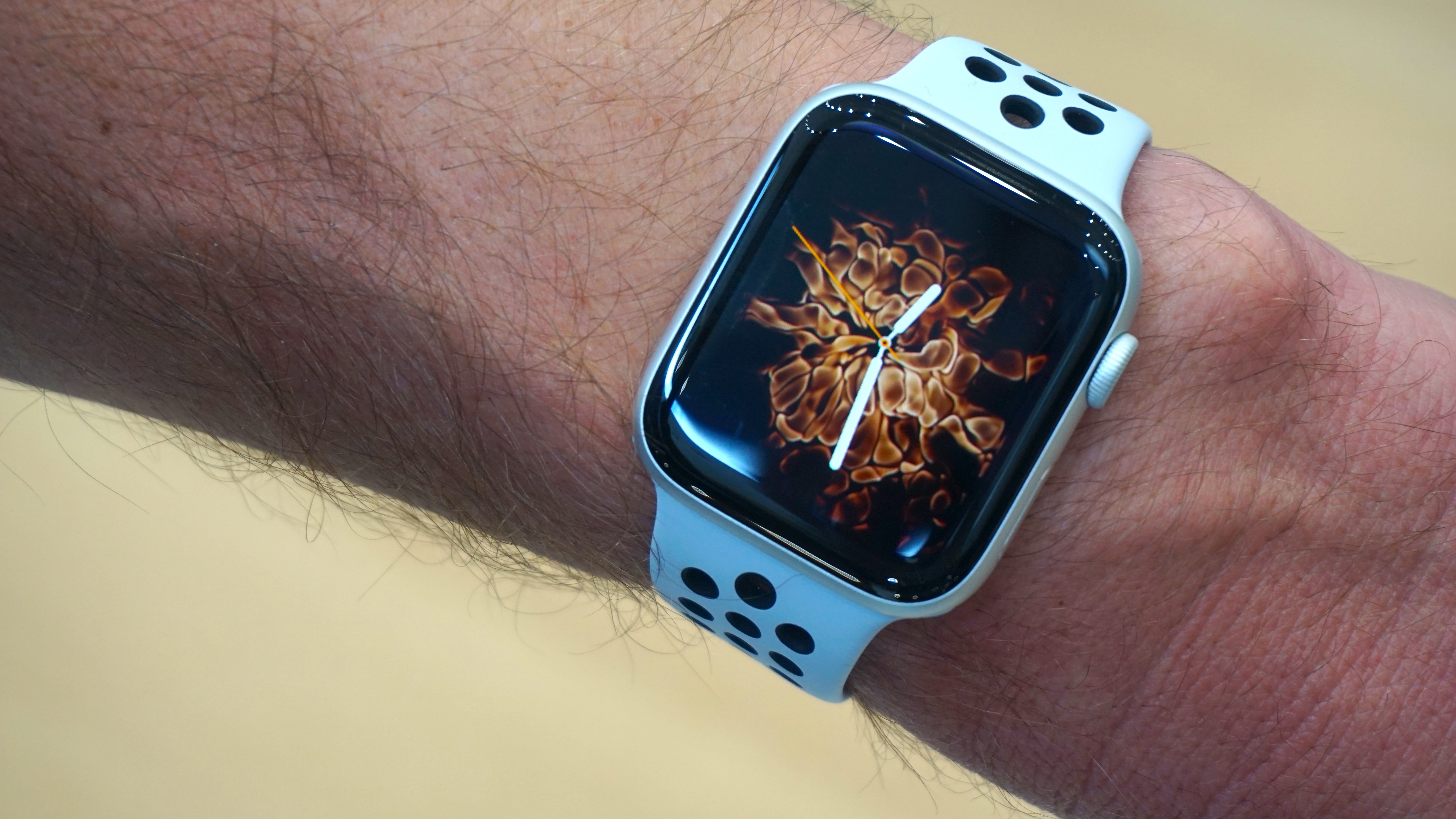 Watchfacely - Download cool Apple Watch Faces | Apple watch faces, Apple  watch, Cool watches