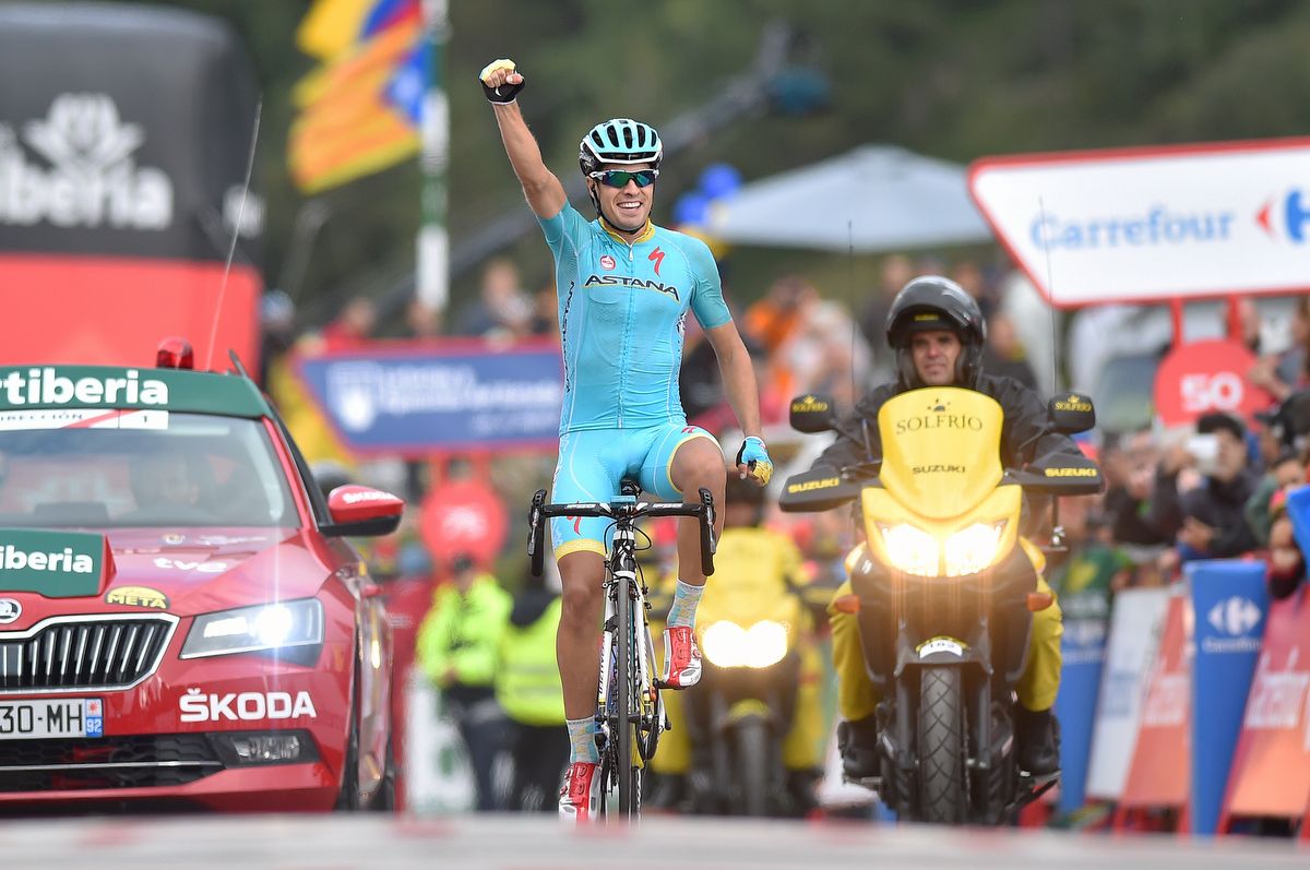 Mikel Landa (Astana) attacked to win stage 11 solo