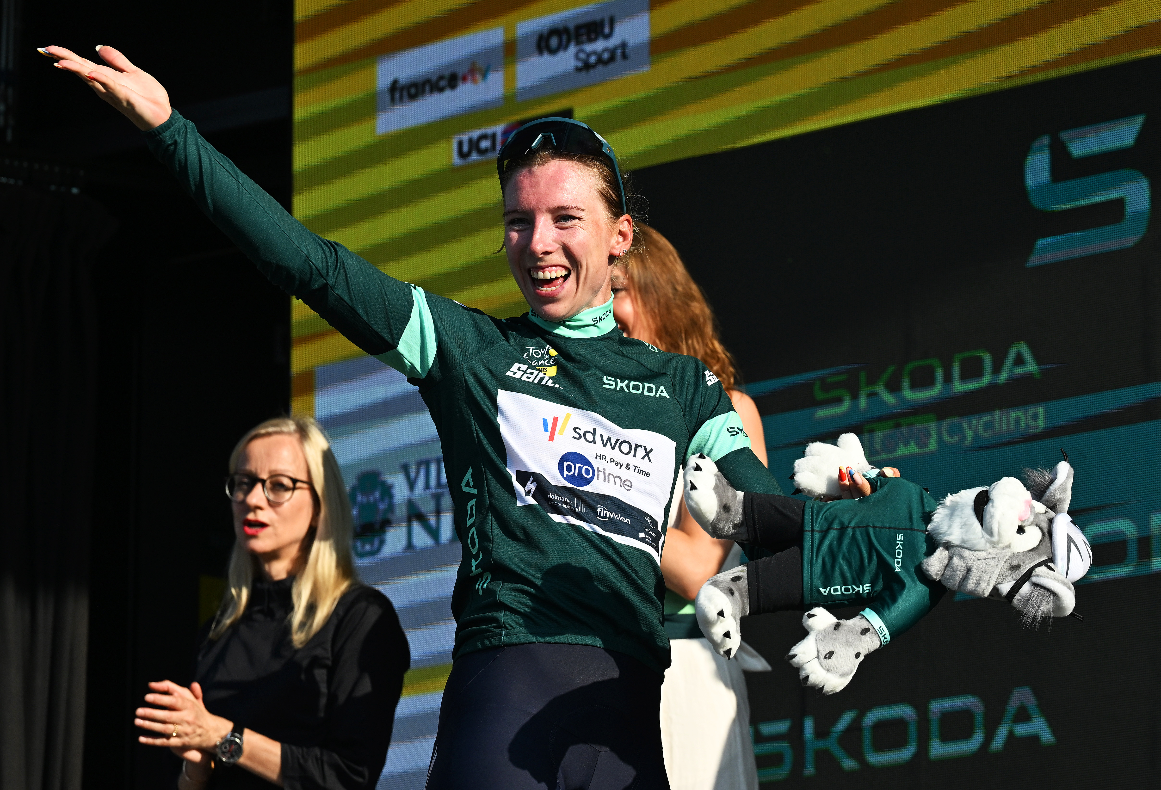 NICE, FRANCE - AUGUST 08: Lorena Wiebes of Netherlands and Team SD Worx - Protime celebrates at podium as Green Points Jersey winner during the 5th Tour de France Femmes 2026, Stage 8 a 171.9km stage from Sisteron to Nice / #UCIWWT / on August 08, 2026 in Nice, France. (Photo by Tim de Waele/Getty Images)