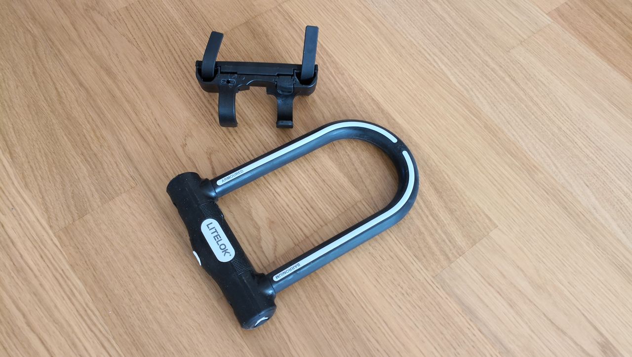 LiteLok X1 bike lock review A formidable anglegrinder resistant D