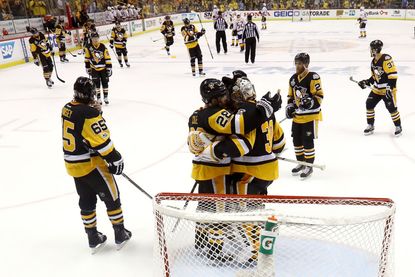 Pittsburgh Penguins win 2nd straight Stanley Cup