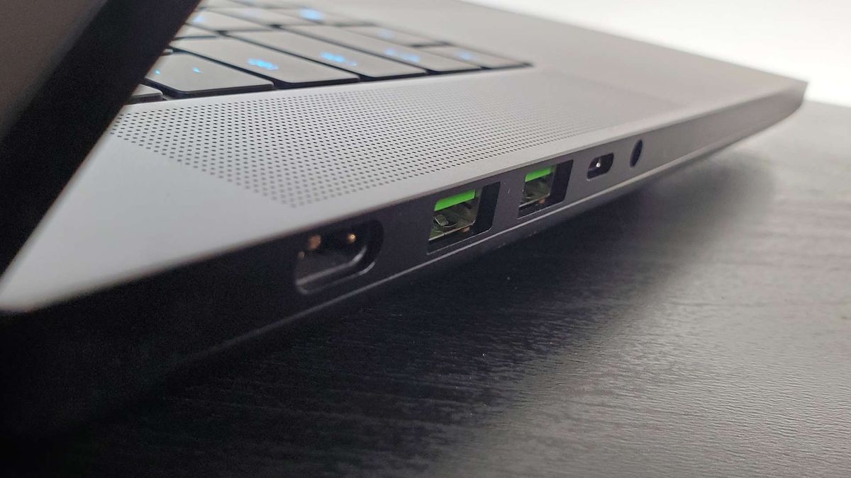Razer Blade 16 gaming laptop