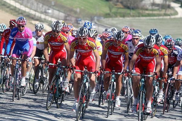 Team Barloworld on the front.