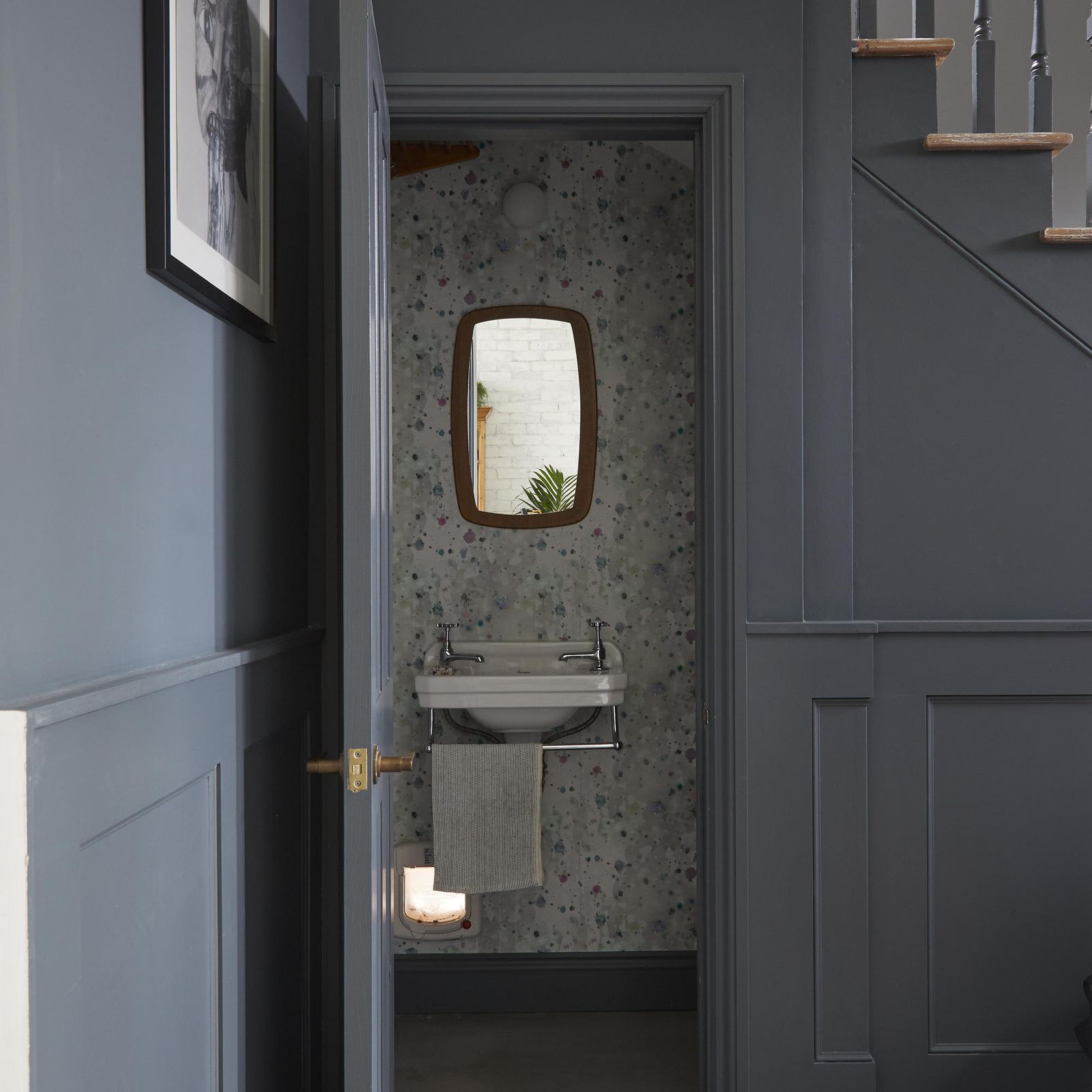 Downstairs toilet wallpaper ideas - give your room a boost | Ideal Home