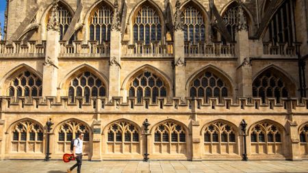 Photograph of Bath Abbey in England, UK, which appears in the Photography Weekends Britain book, written by photographer William Gray and published by Bradt Guides