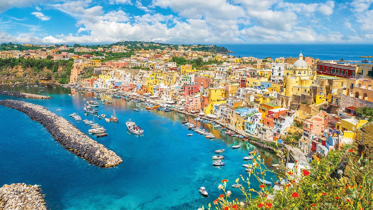 Procida © iStockphotos