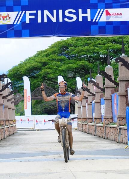 Fabian Giger (Rabobank/Giant) wins the stage