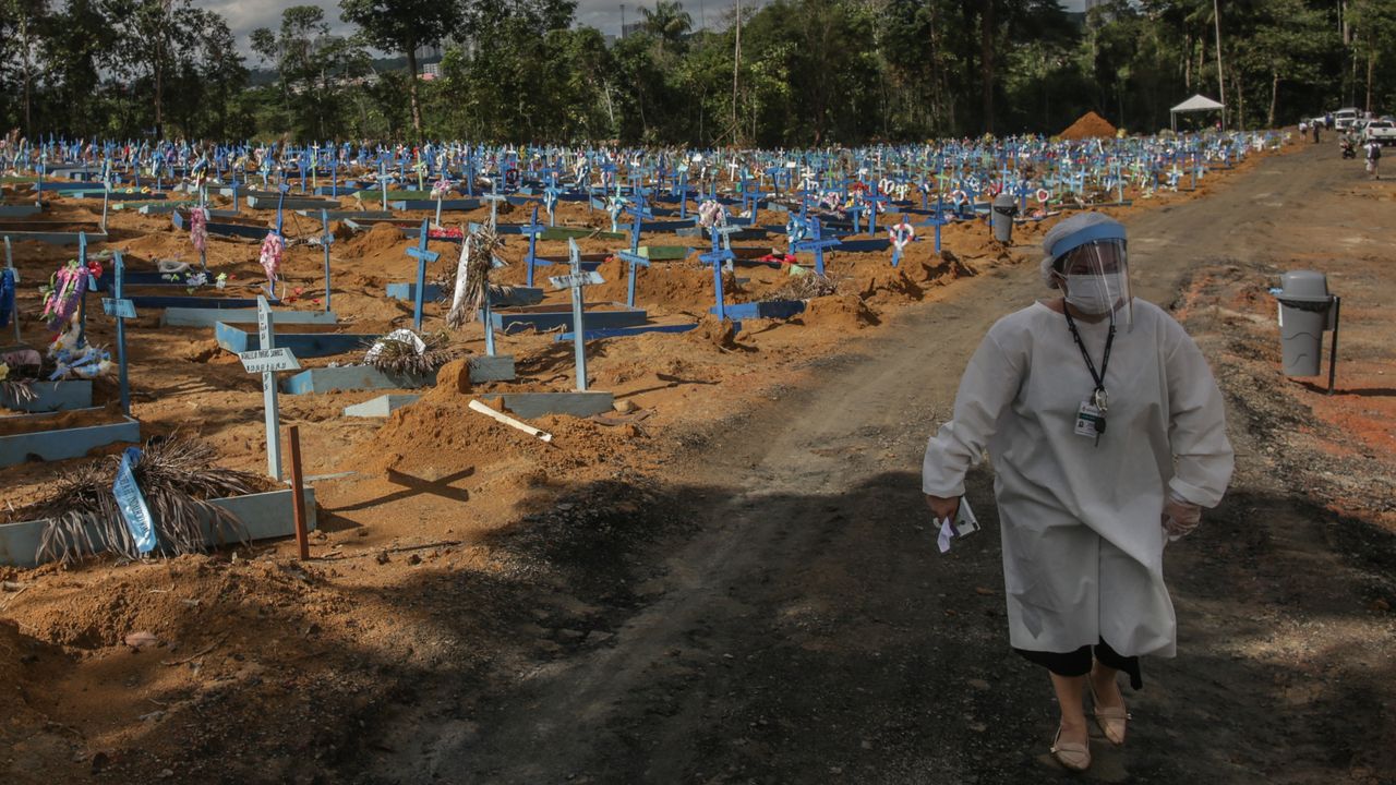 The Parque Taruma Cemetery in Manaus, Brazil