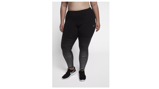 Nike Epic Lux Flash plus-size black workout leggings