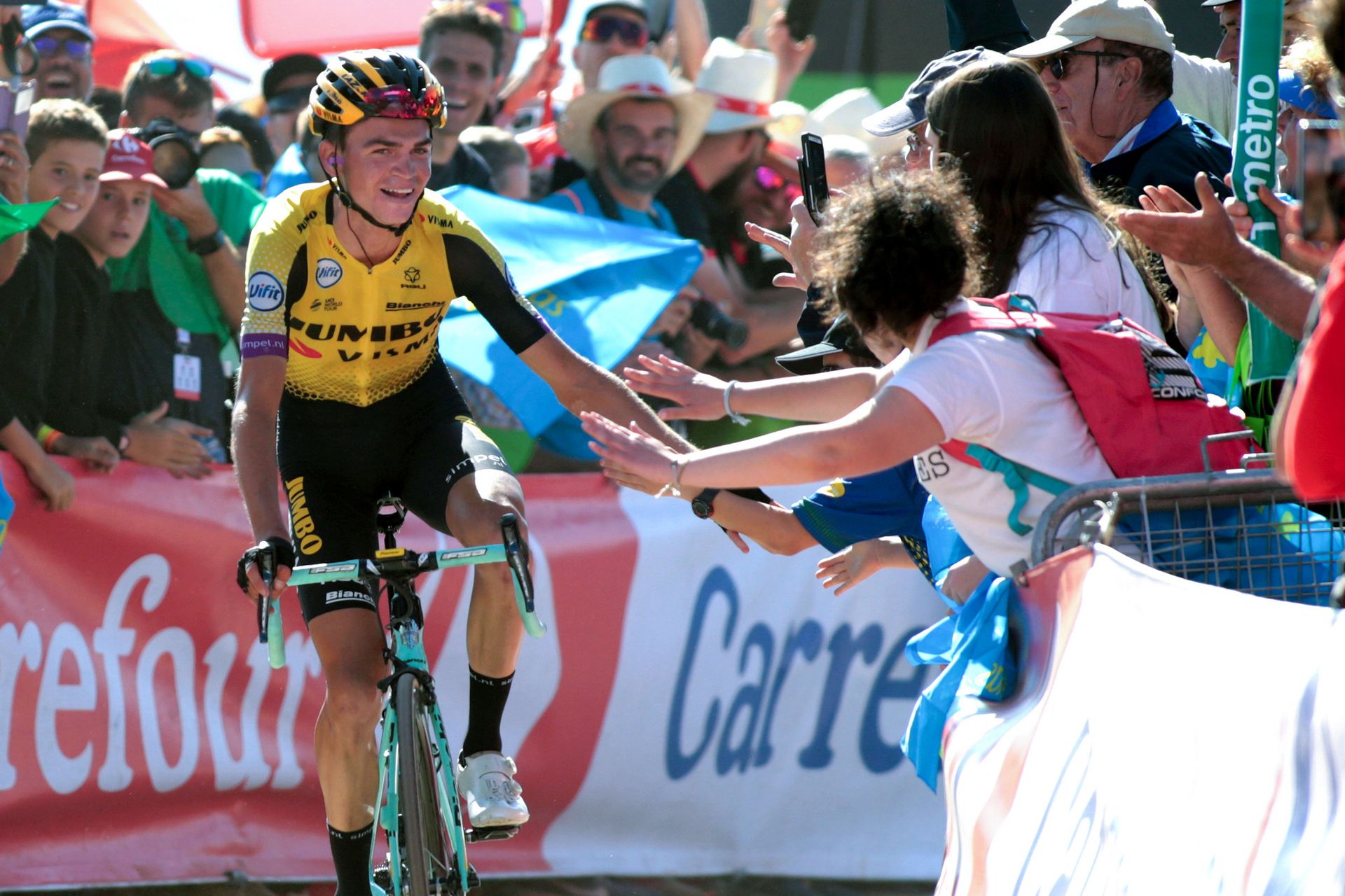 Новости велоспорта на велолайф cyclingnews. Vuelta 2019 1 этап. Победитель 15 июля 2016.