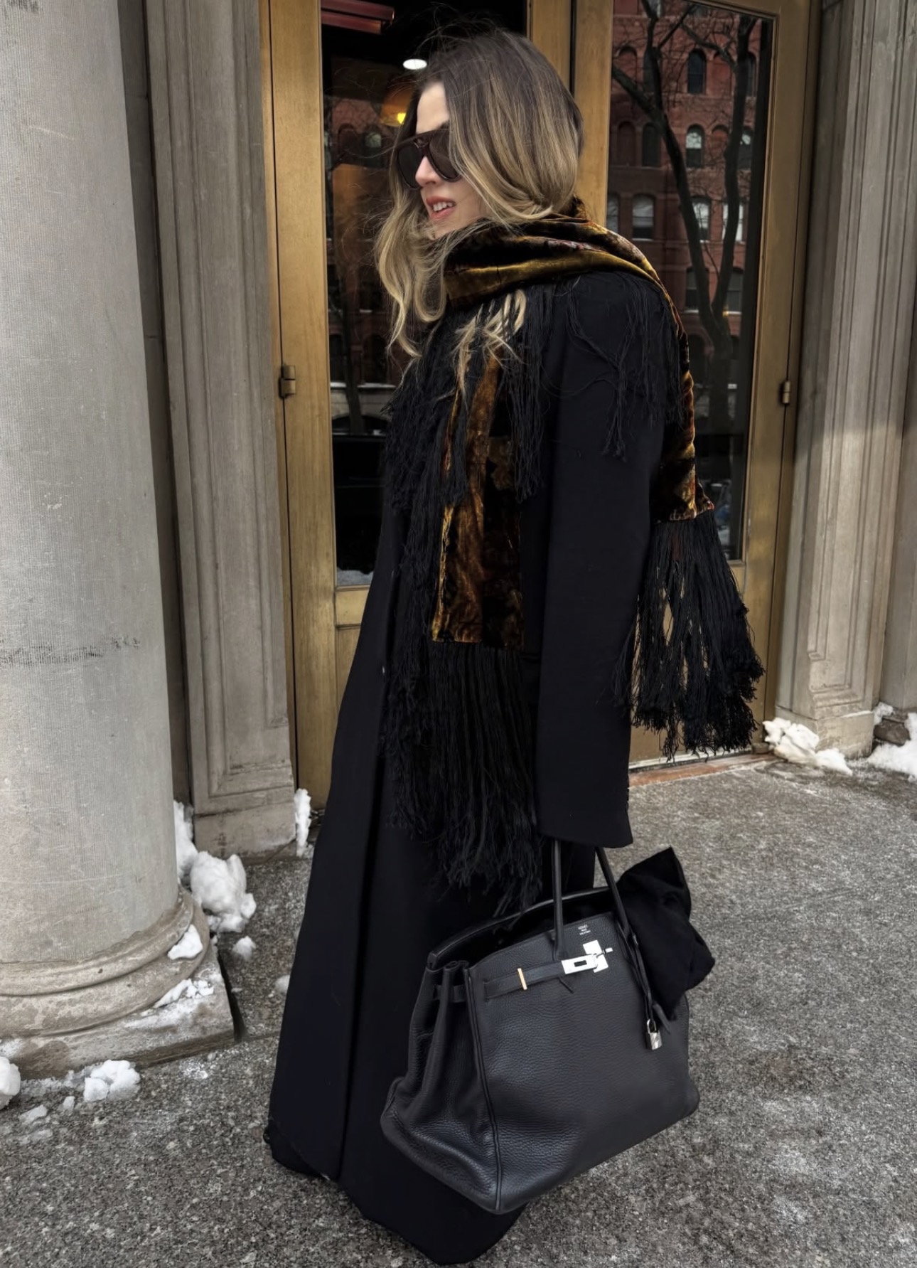 Christina Grasso recreating Mary Kate and Ashley Olsen outfits