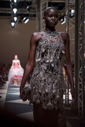 Alexander McQueen A/W 2020 Paris Fashion Week Women | Wallpaper