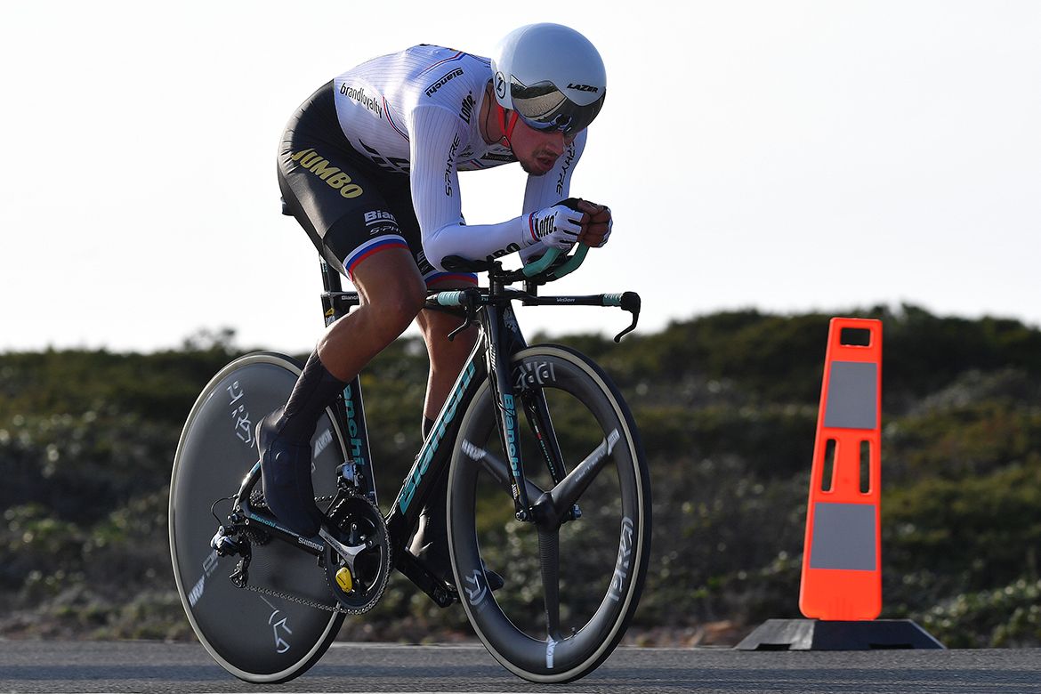 Primoz Roglic, who started the day second overall, surged into the Volta ao Algarve race lead with his stage 3 performance.