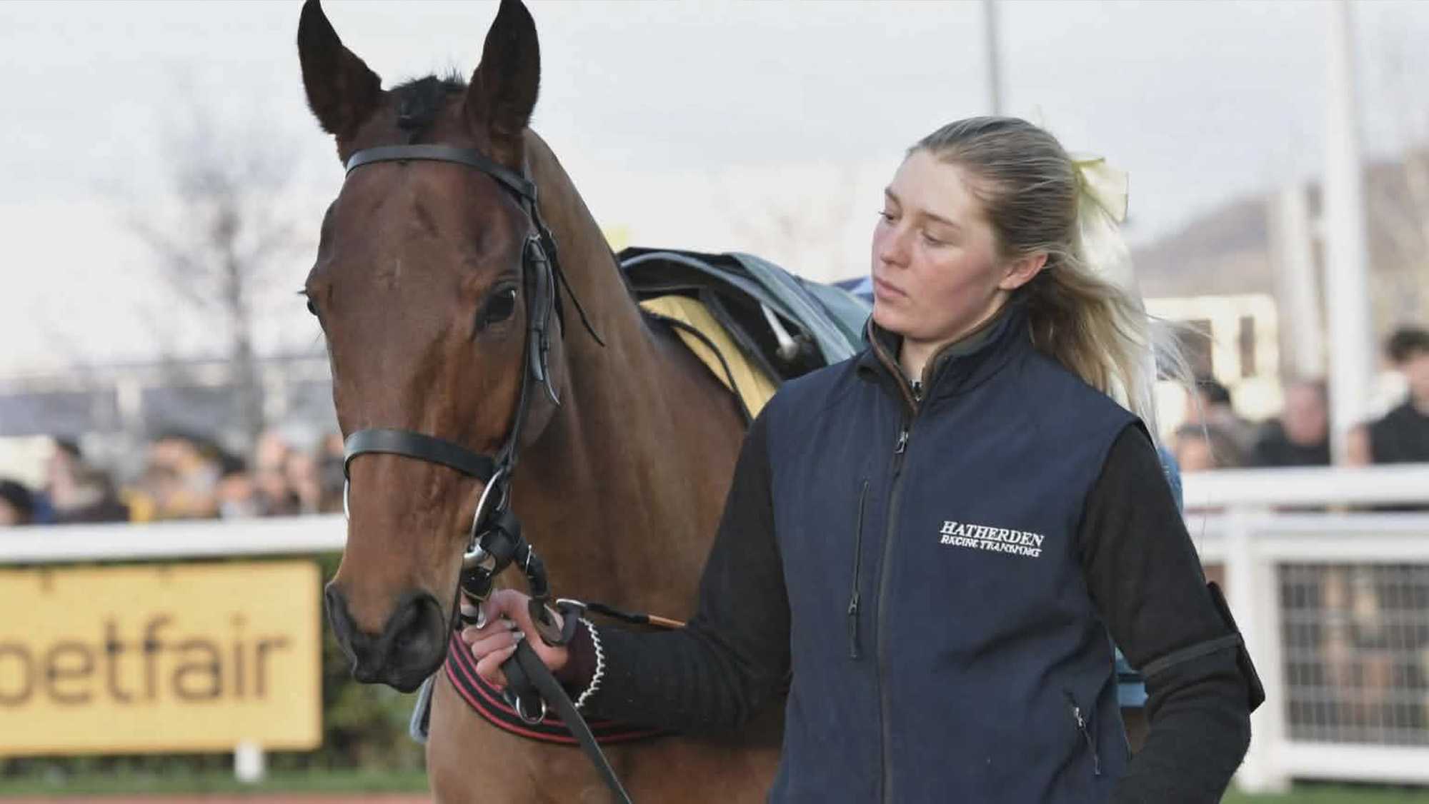 The Emma Lavelle-trained Ma Shantou and groom Libby Alvis.