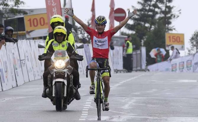 Julian Moreno Arredondo (Nippo - De Rosa) wins stage 5 of the Tour de Langkawi