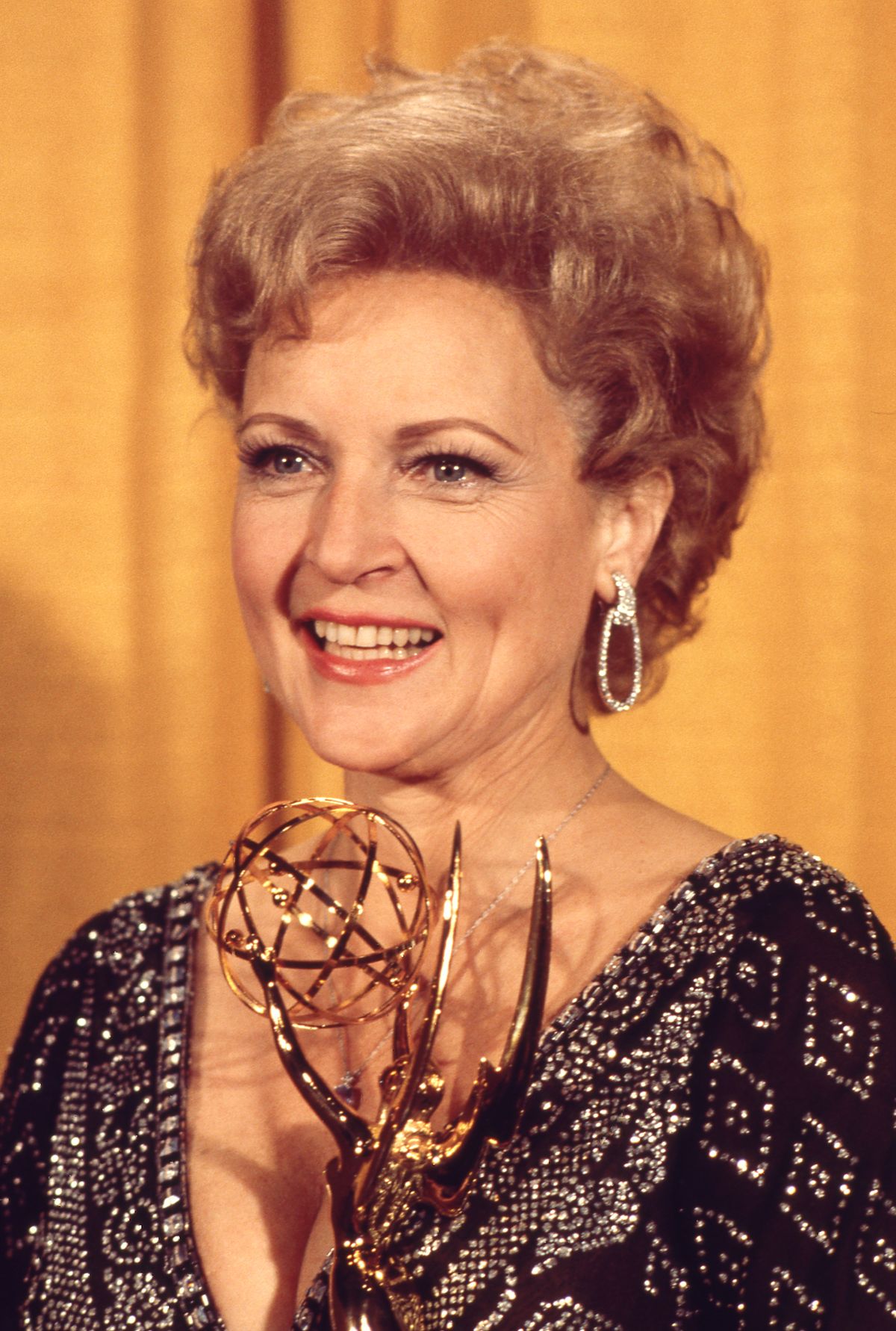 Betty White receiving an Emmy for The Mary Tyler Moore show in 1976
