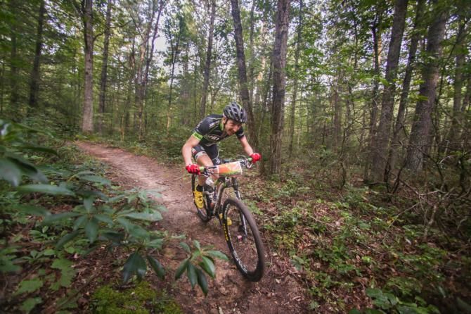 Defending champion Jeremiah Bishop (Sho-Air/Cannondale) was the first to fly down Wolf Ridge