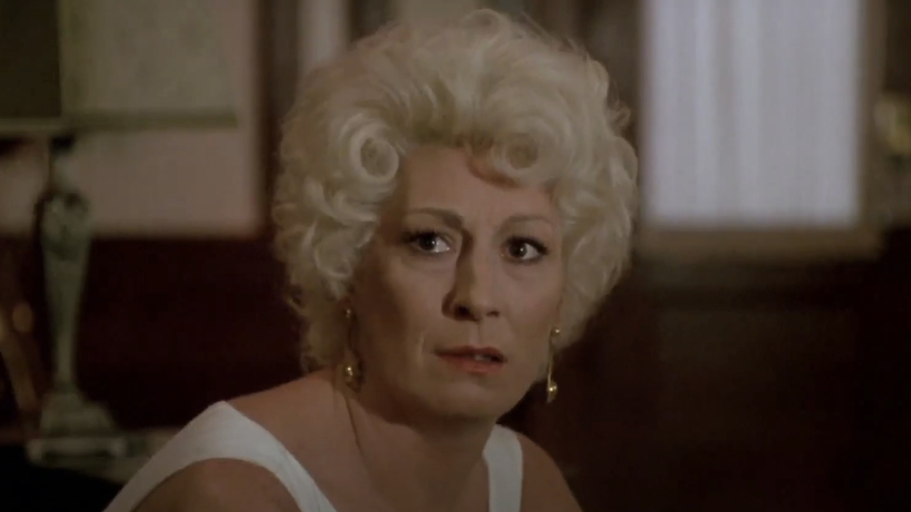Anjelica Huston in The Grifters