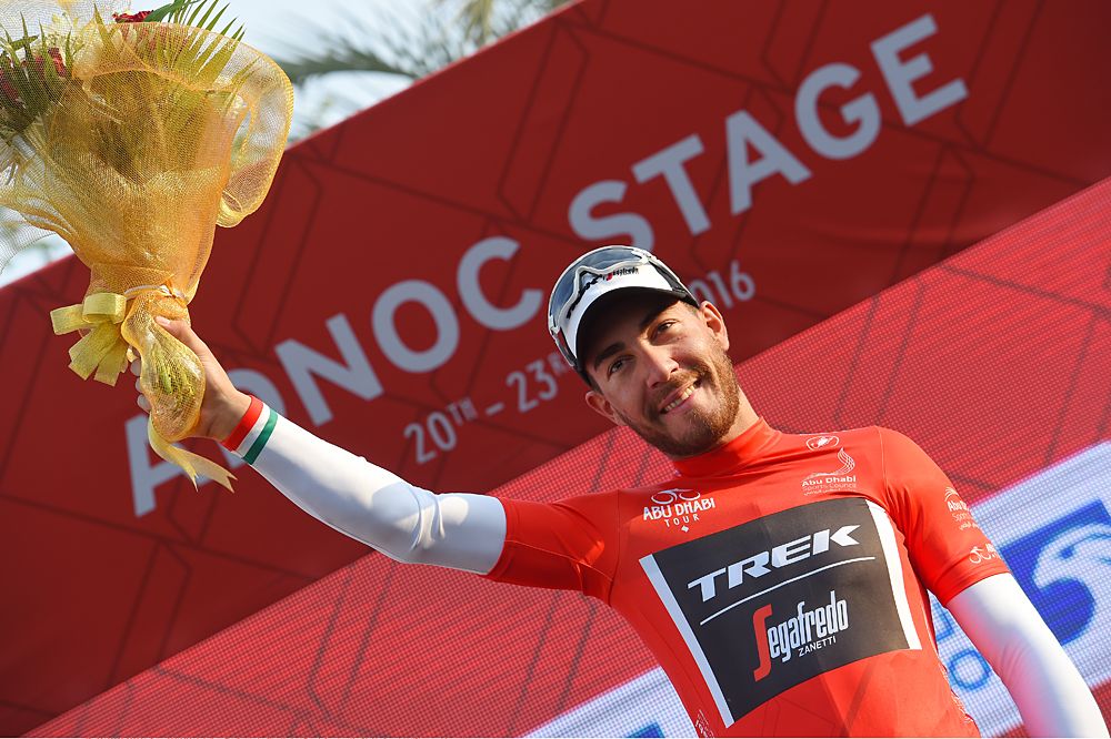 Giacomo Nizzolo (Trek-Segafredo) takes the first red leader's jersey at 2016 Abu Dhabi Tour