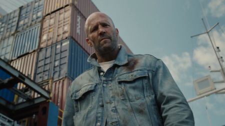 Jason Statham in Mutiny