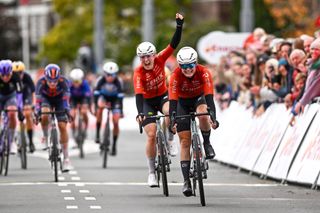 Eneco Tour: Marthe Truyven takes final stage victory from late break as Lieke Nooijen seals overall title