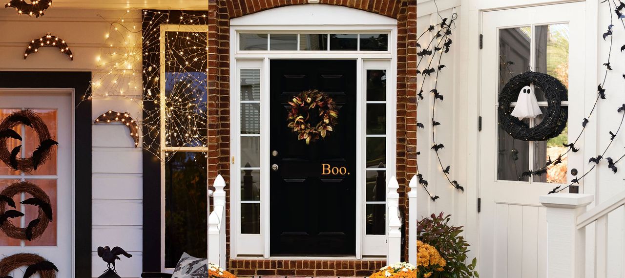 The best Halloween door decorations