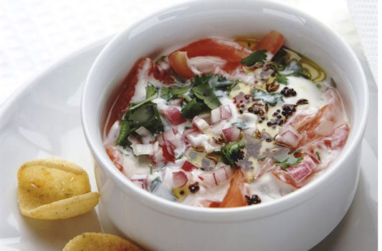 Tomato raita | Indian Recipes | GoodtoKnow