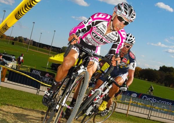 Derrick St. John (Garneau-Club Chaussures- Ogilv) with Davide Frattini (Hudz-Subaru) and Andrew Watson (Norco Factory Team).