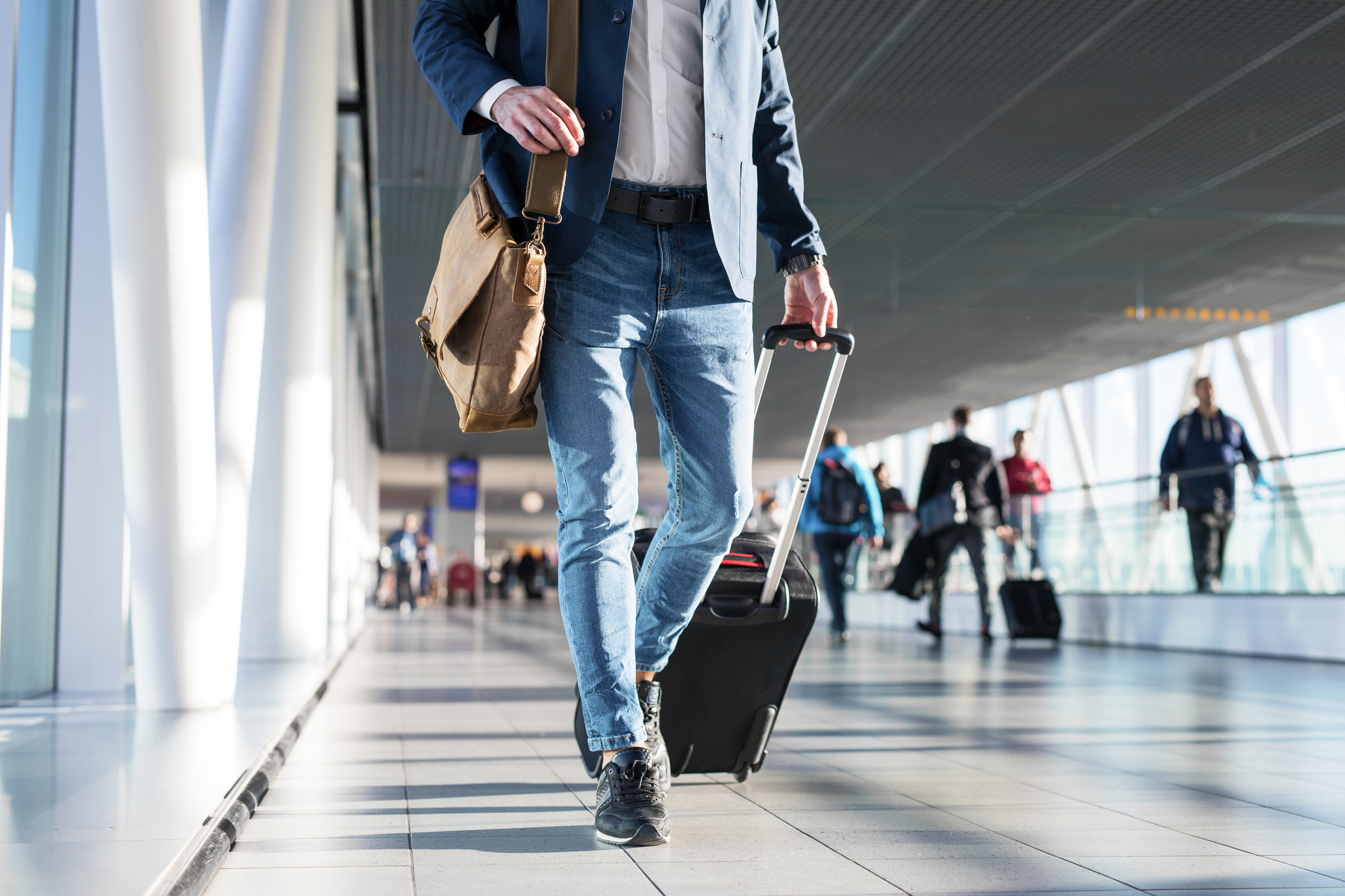 Best websites and apps to save on airfare