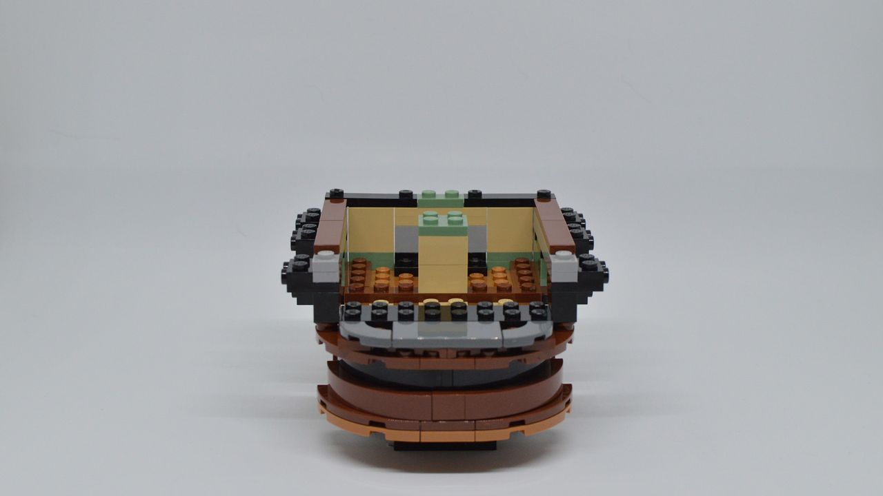 Lego Star Wars Princess Leia (Boushh) Helmet building process