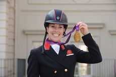 Charlotte-Dujardin-mug-london-2012.jpg