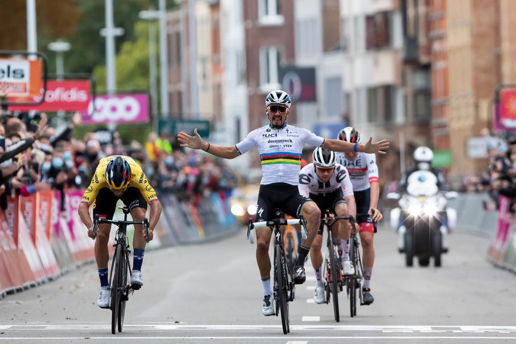 Julian Alaphilippe celebrated too soon and was beaten by Primoz Roglic to win the 2020 Liège-Bastogne-Liège