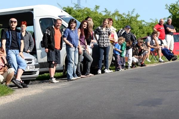 As usual there were plenty of fans out to see the youngsters.