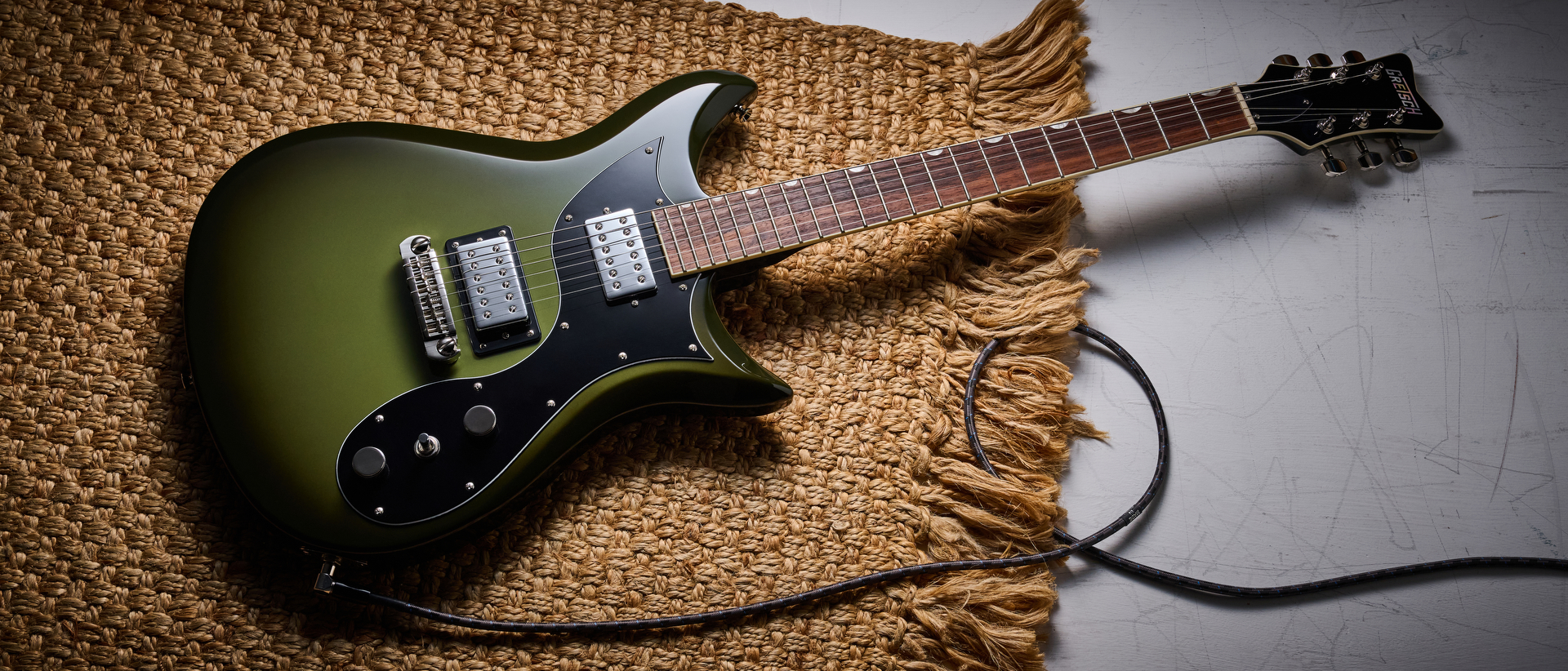 Gretsch Electromatic CVT Double-Cut in Wychwood greenburst finish