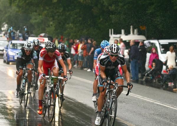 The breakaway battles the weather in Denmark