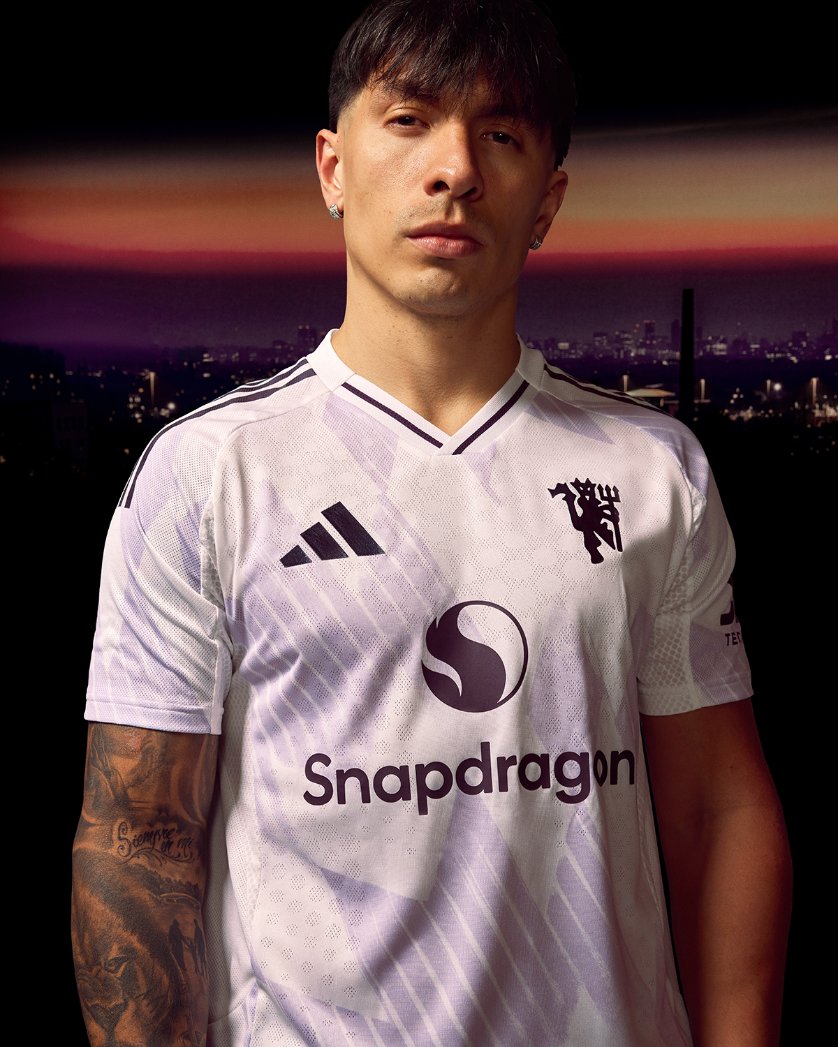 Adidas Manchester United 2025/26 away kit