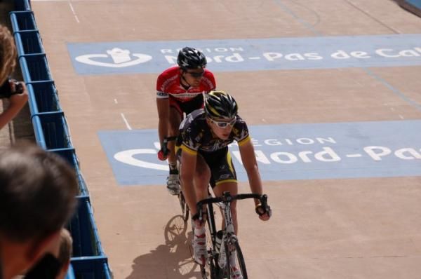 Taylor Phinney (Trek-Livestrong) and Jens Debusschere (Pws-Eijssen Cycling Team)