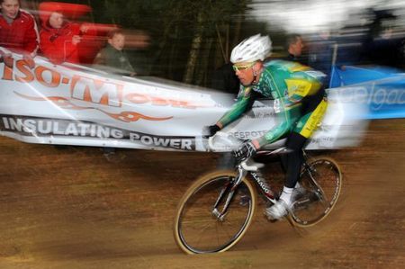 Sven Nys (Landbouwkrediet) passes by in a blur